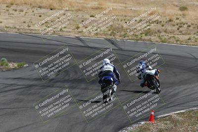 media/Apr-20-2025-AHRMA (Sun) [[393a79c373]]/Race/Group 10/Turn 4b/